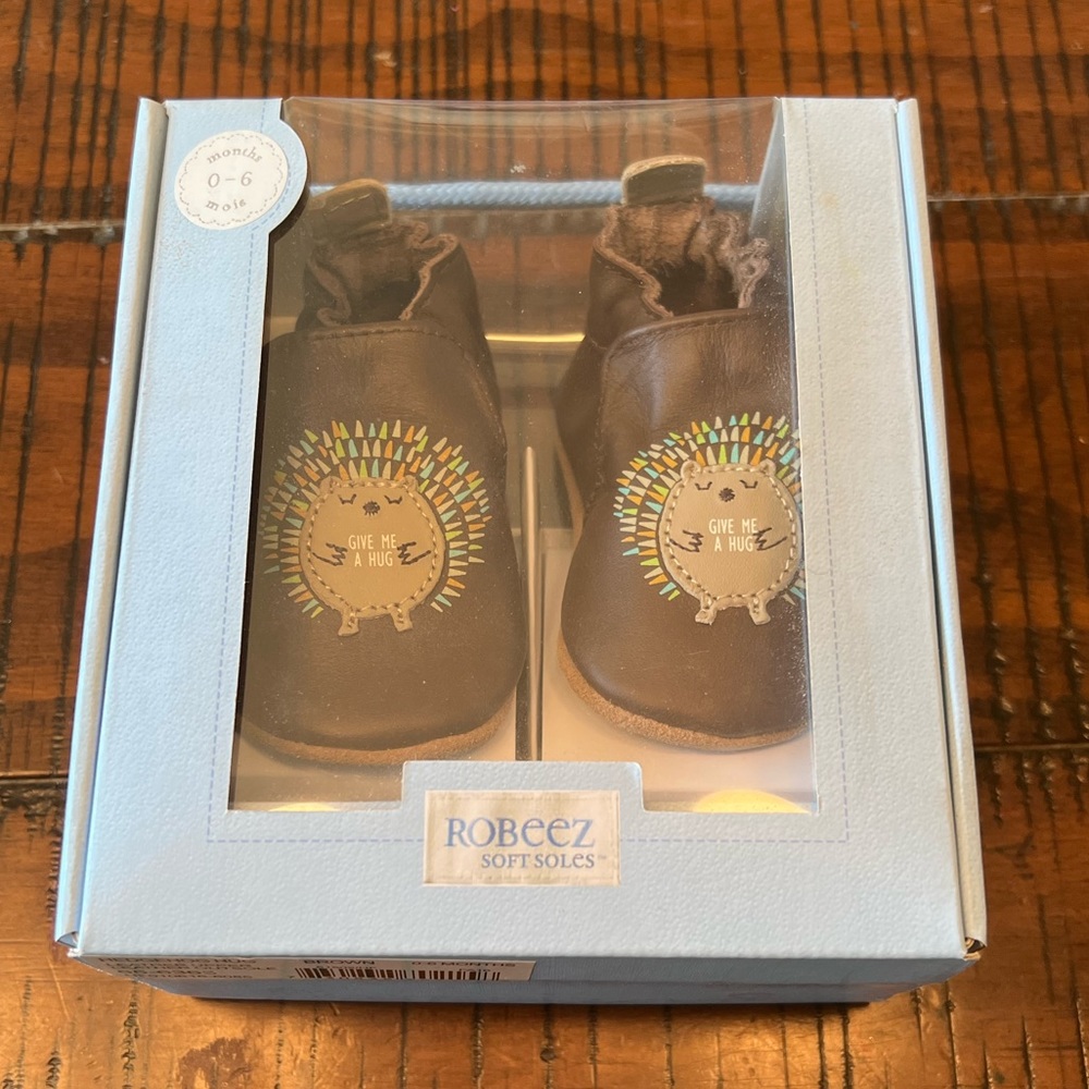 NIB Robeez Hedgehog Soft Sole Shoes - Size 0-6 months